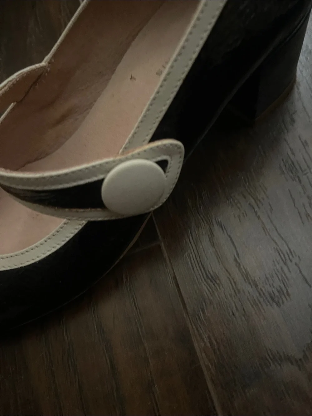 Jonak patent leather